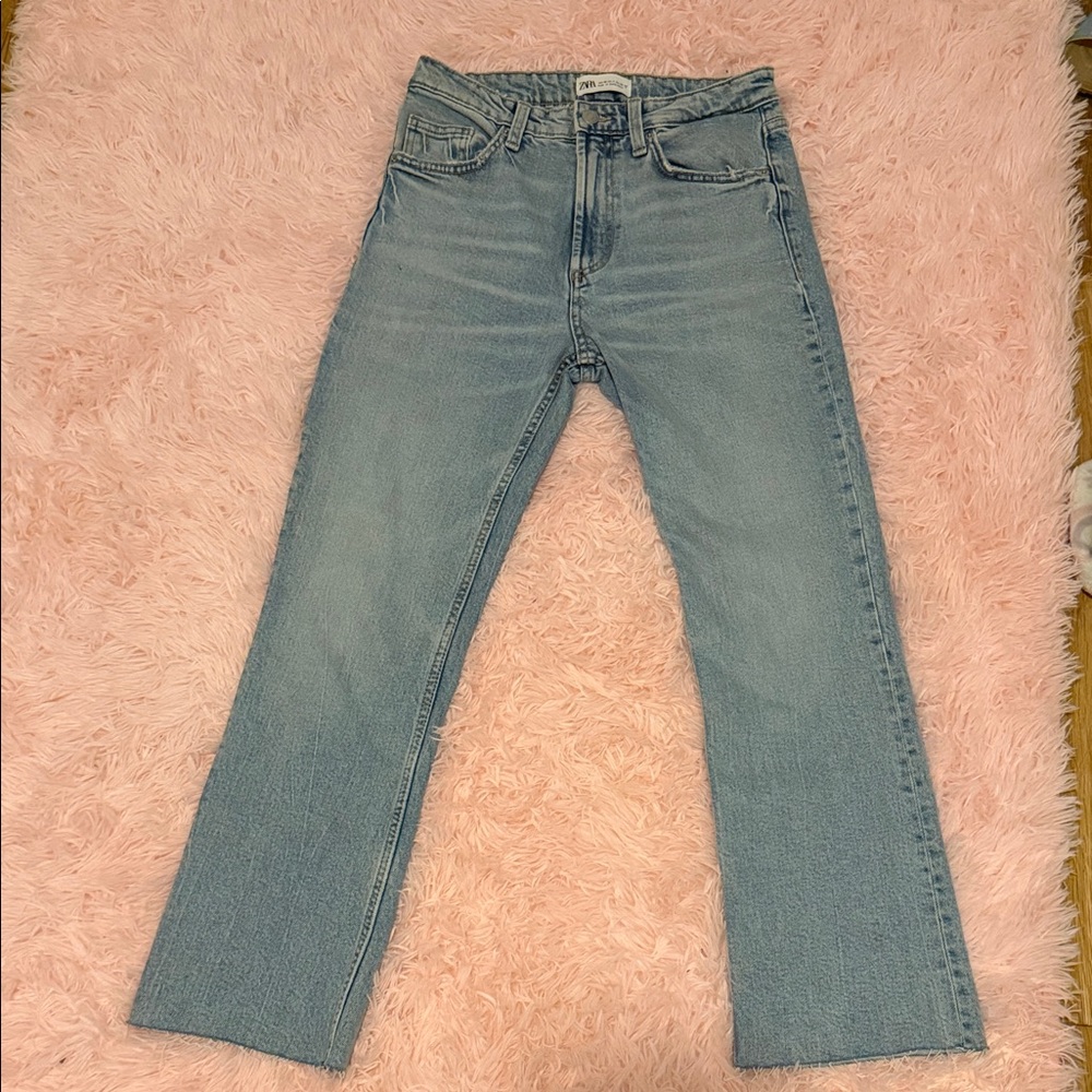 Zara Women's Sky Blue Straight Jeans